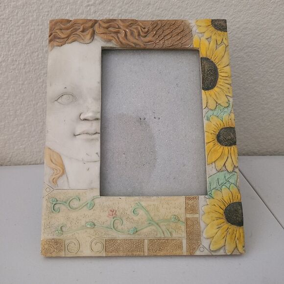 roman face and flowers decorative picture photo frame - Picture 2 of 5